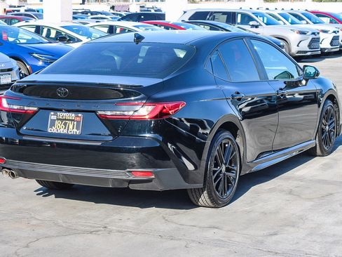 Certified 2025 Toyota Camry SE image 9