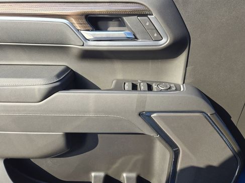 New 2026 Chevrolet Silverado 1500 LT Trail Boss w/ LPO, Dark Essentials Package image 17