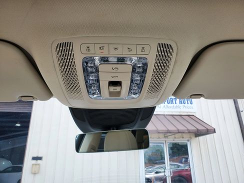 Used 2022 Mercedes-Benz GLS 450 4MATIC image 42