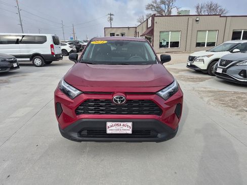 Used 2024 Toyota RAV4 LE AWD/4WD image 2