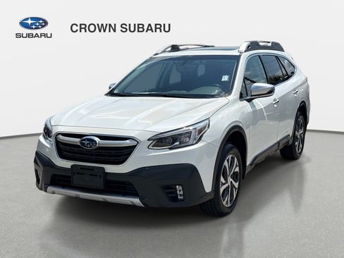 Used 2022 Subaru Outback Touring AWD/4WD image 9