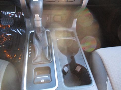 Used 2017 Ford Escape SE image 26