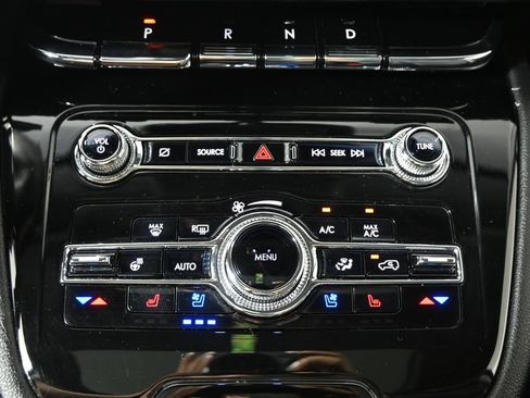Used 2022 Lincoln Corsair Reserve AWD/4WD image 30