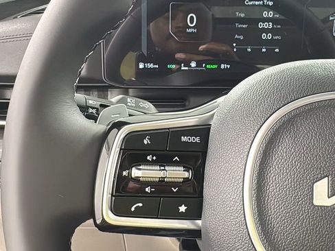 New 2026 Kia Carnival SX FWD image 24