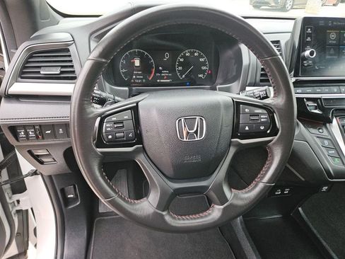 Used 2025 Honda Odyssey Sport-L image 18
