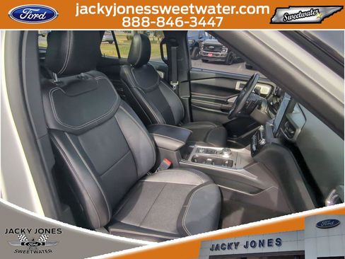 Certified 2020 Ford Explorer ST w/ ST Street Pack image 31