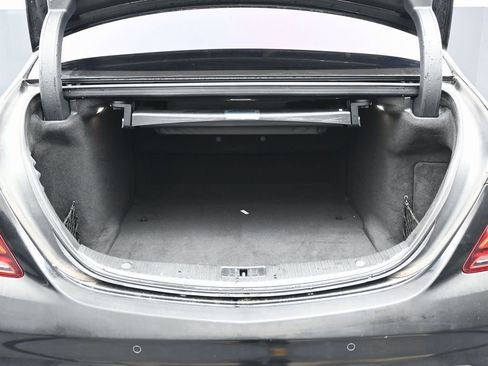 Used 2020 Mercedes-Benz S 450 Sedan image 17