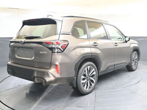 New 2025 Subaru Forester Touring image 5