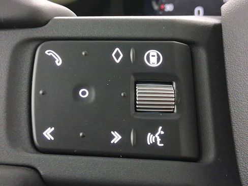 New 2025 Land Rover Defender 110 S image 16