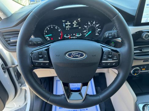 Used 2022 Ford Escape SE w/ Convenience Package AWD/4WD image 7