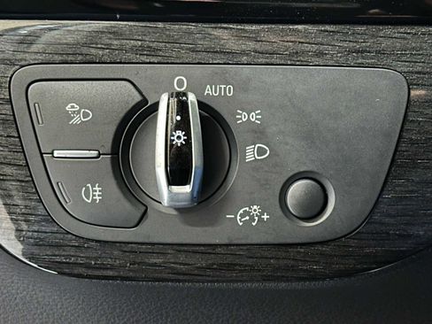 Used 2018 Audi Q7 3.0T Premium Plus w/ Premium Plus Package AWD/4WD image 18