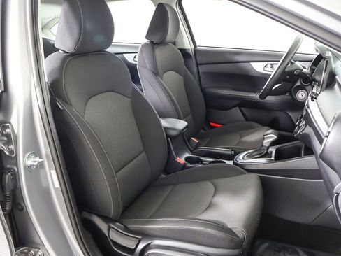 Used 2024 Kia Forte LXS FWD image 27