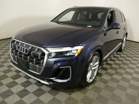 Used 2025 Audi Q7 3.0T Premium Plus w/ Premium Plus Package AWD/4WD image 19