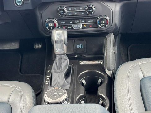 Used 2023 Ford Bronco Outer Banks AWD/4WD image 14
