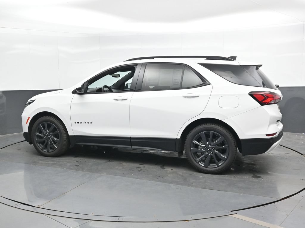 Used 2024 Chevrolet Equinox RS FWD image 7