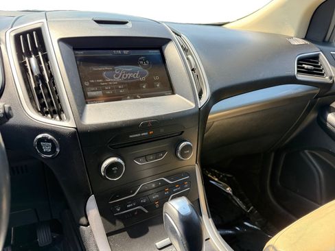 Used 2015 Ford Edge SEL w/ Equipment Group 201A FWD image 12
