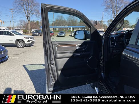 Used 2021 RAM 1500 Laramie image 9