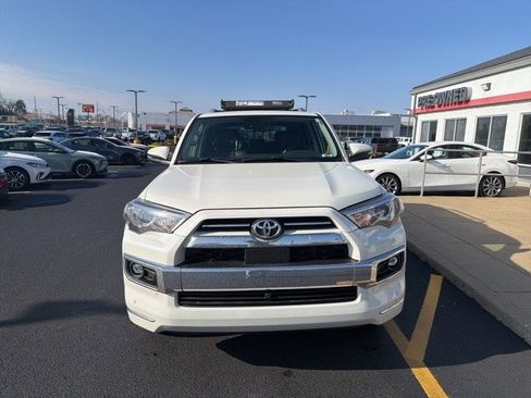 Used 2023 Toyota 4Runner Limited image 11