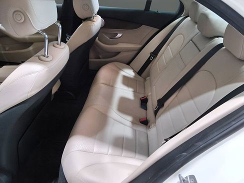 Used 2021 Mercedes-Benz C 300 4MATIC Sedan image 23