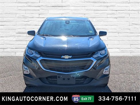 Used 2020 Chevrolet Equinox LT image 2
