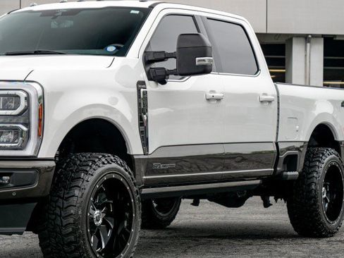 Used 2024 Ford F350 King Ranch AWD/4WD image 39