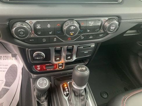 New 2026 Jeep Wrangler Rubicon image 25