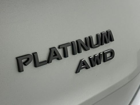 New 2026 Nissan Rogue Platinum w/ Platinum Premium Package AWD/4WD image 18