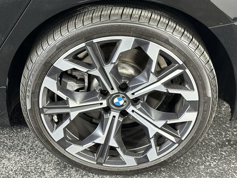 Used 2025 BMW 330i Sedan w/ Premium Package RWD image 10