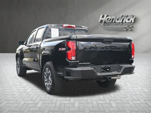 Used 2025 Chevrolet Colorado Z71 w/ Technology Package image 8