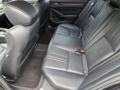 Used 2018 Honda Accord EX-L image 10