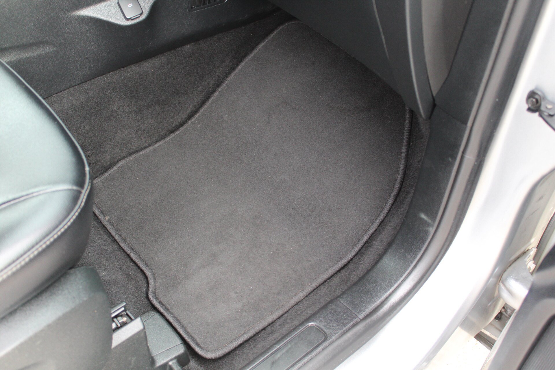 Used 2022 Ford Edge SEL AWD/4WD image 16