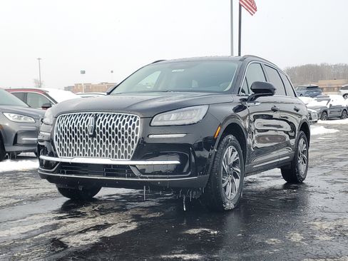 New 2026 Lincoln Corsair Premiere image 2