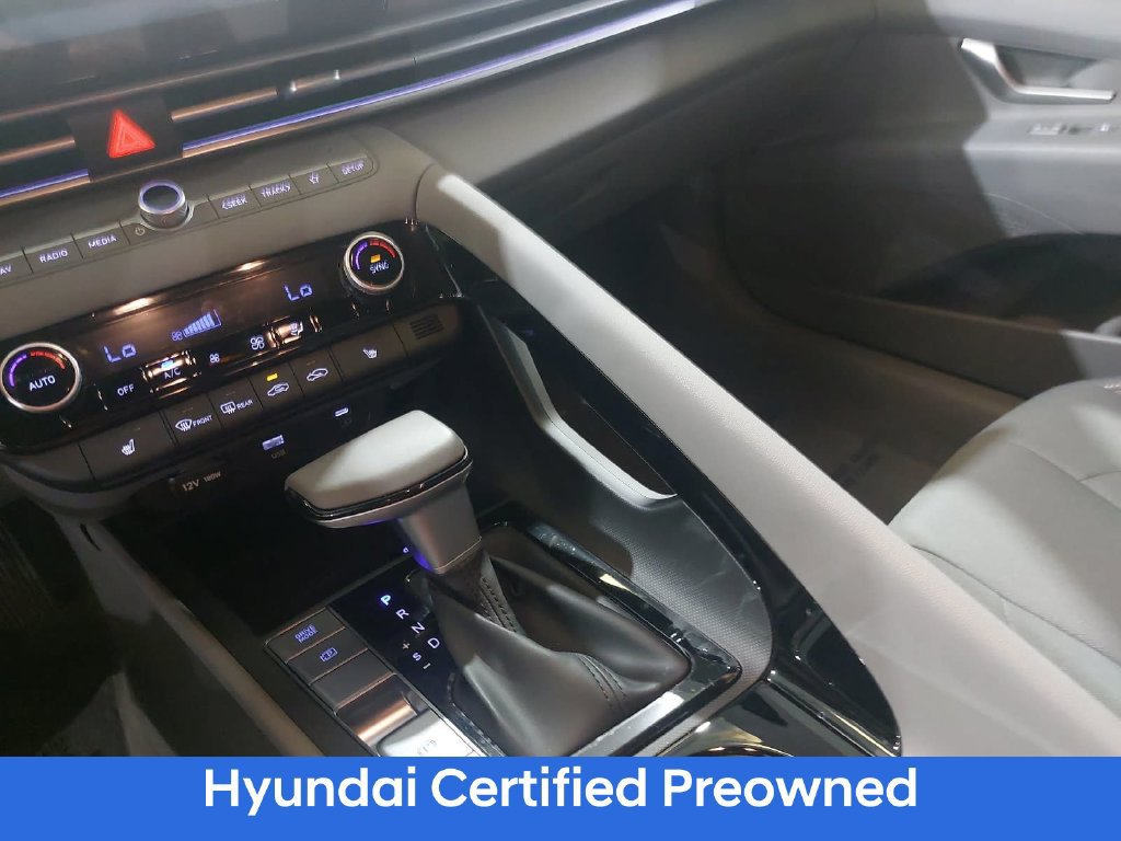 Certified 2025 Hyundai Elantra SEL FWD image 24