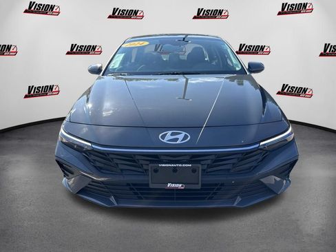 Certified 2024 Hyundai Elantra SEL FWD image 2