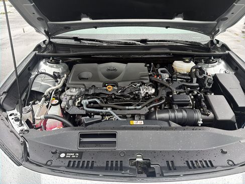 Used 2025 Toyota Camry LE FWD image 12