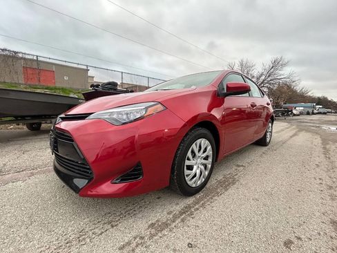 Used 2019 Toyota Corolla LE image 7