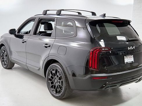 Used 2022 Kia Telluride EX w/ EX Premium Package image 7