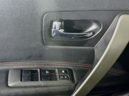 Used 2013 Nissan Rogue SL AWD/4WD image 15