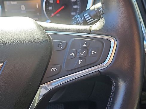 Used 2021 Chevrolet Equinox LT image 25