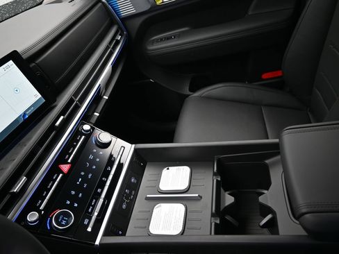 New 2026 Hyundai Santa Fe Limited image 19