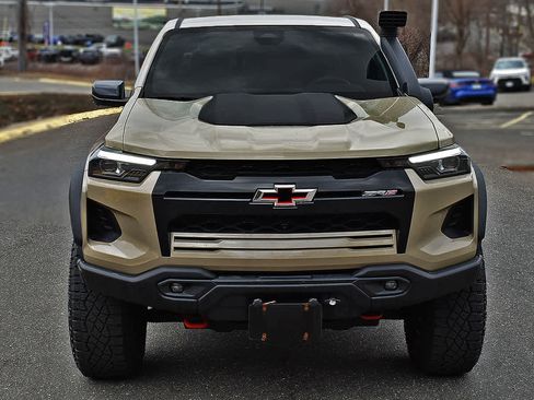 Used 2024 Chevrolet Colorado ZR2 w/ ZR2 Bison Edition image 8