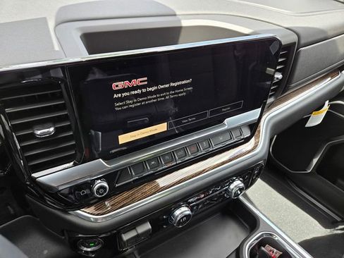 New 2026 GMC Sierra 1500 Elevation AWD/4WD image 13