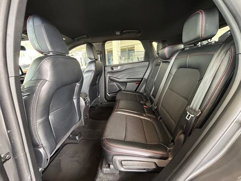 Used 2025 Ford Escape ST-Line FWD image 31