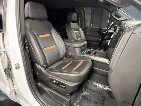 Used 2021 GMC Sierra 1500 AT4 image 4