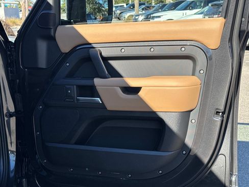 Certified 2025 Land Rover Defender 110 S image 9
