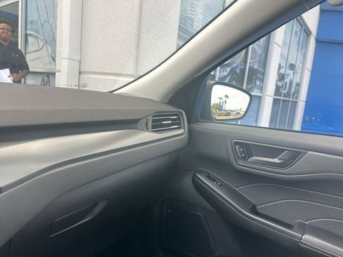 Used 2024 Ford Escape Active image 21