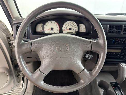 Used 2003 Toyota Tacoma PreRunner w/ Limited Pkg RWD image 11
