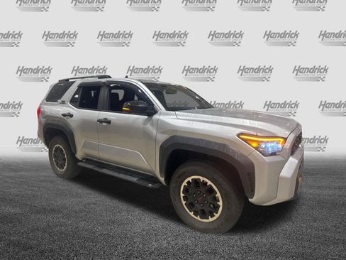 Used 2025 Toyota 4Runner TRD Off-Road Premium AWD/4WD image 3