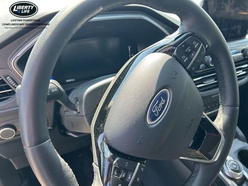 Used 2023 Ford Escape Active AWD/4WD image 10