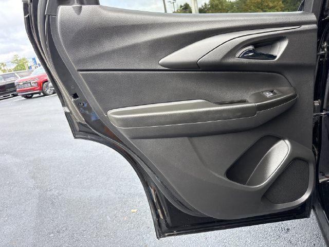 Used 2024 Chevrolet TrailBlazer RS w/ Convenience Package FWD image 30